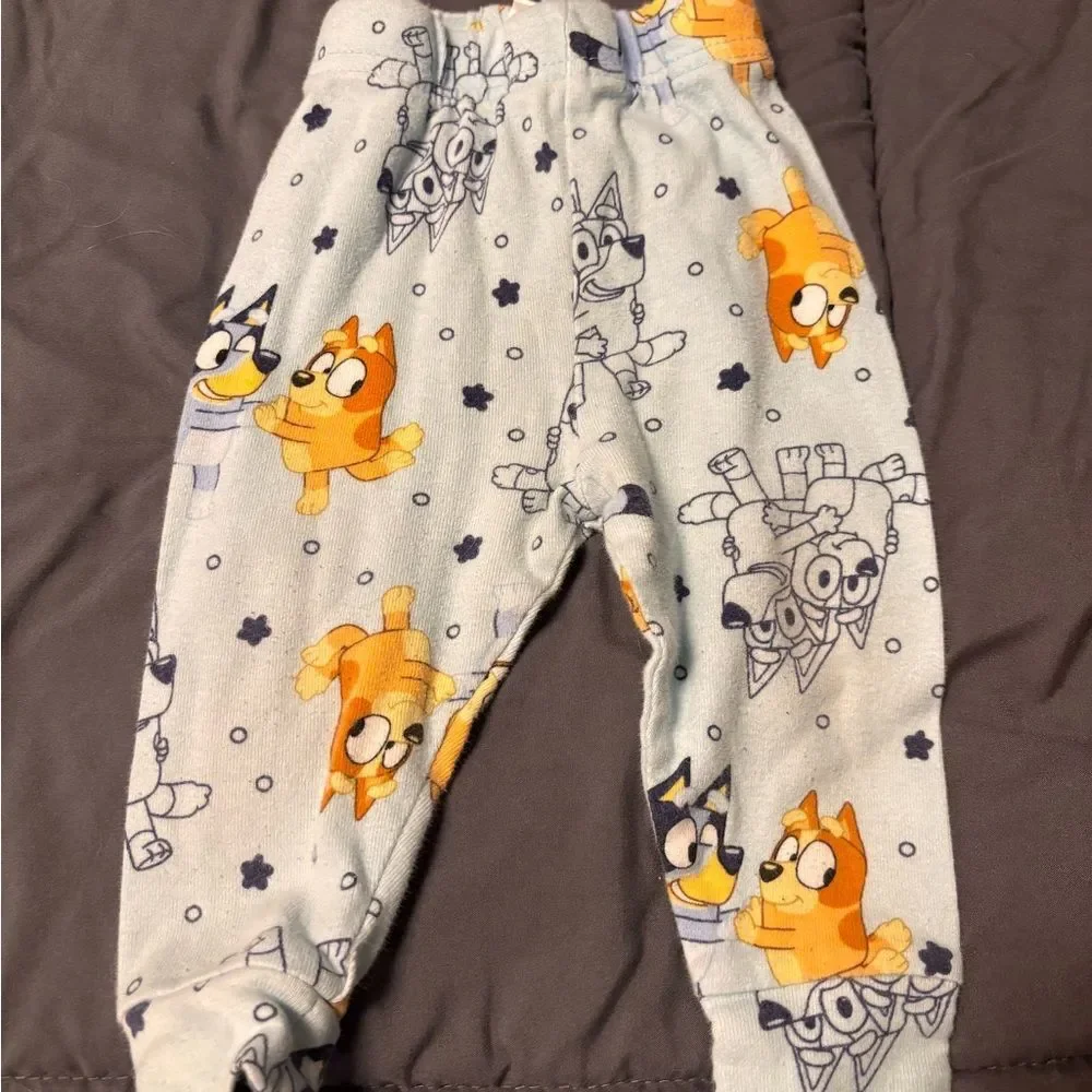 Disney Light Gray Kids Pajama Set with Blue and Orange Characters